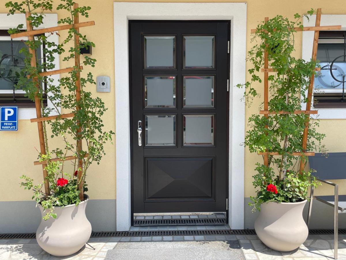 Entzückende Garconniere im Herzen Spittals Spittal an der Drau Exterior foto